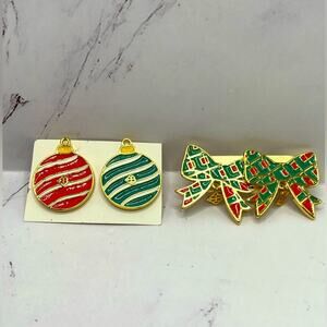 New Christmas post earrings, set of 2